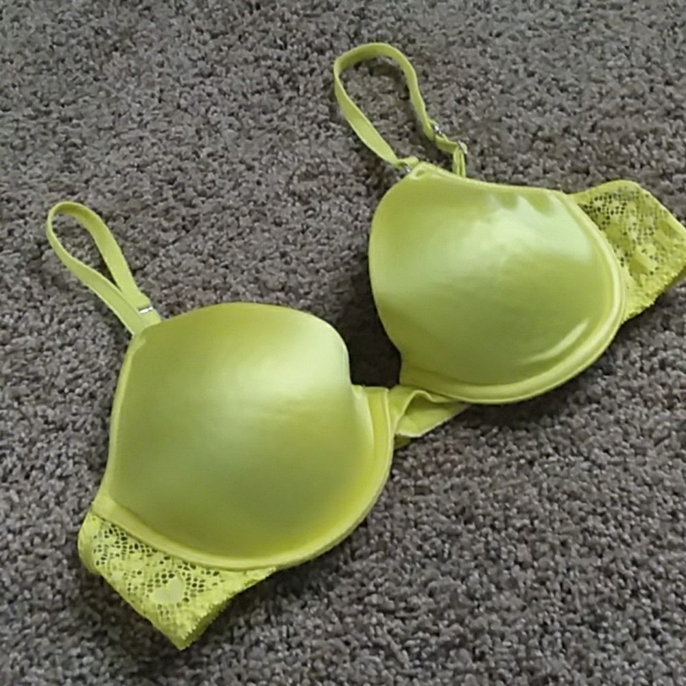 Victoria's Secret bra 34B